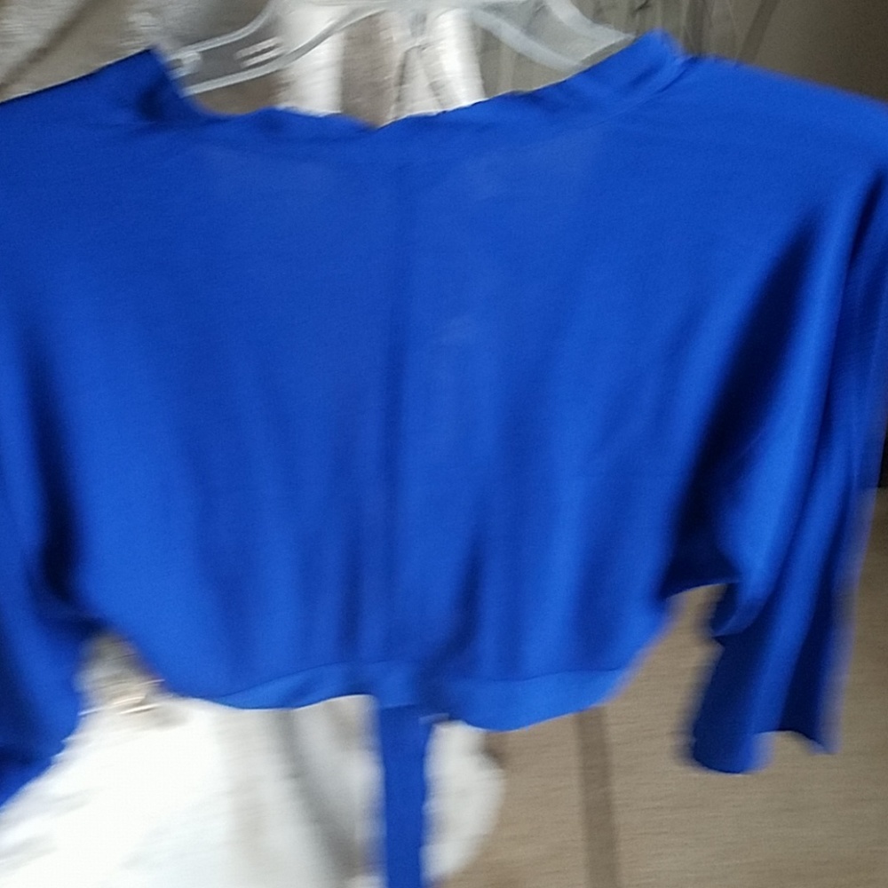 Raglan sleeve open front tie blouse - Picture 2 of 5